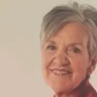 pheobe-helm-square2